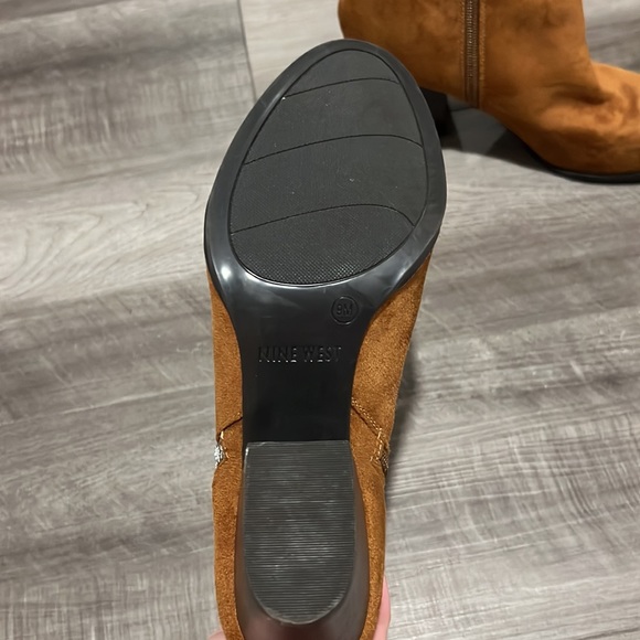 Nine West Little Booties size 9 - Picture 2 of 3